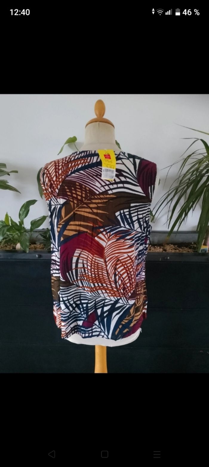 Blouse neuve sans manches Zamba - photo numéro 4