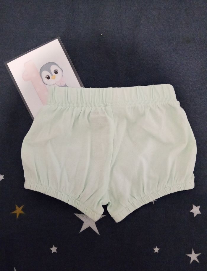 Short / Bloomers "vert menthe" _ 1 mois - photo numéro 2