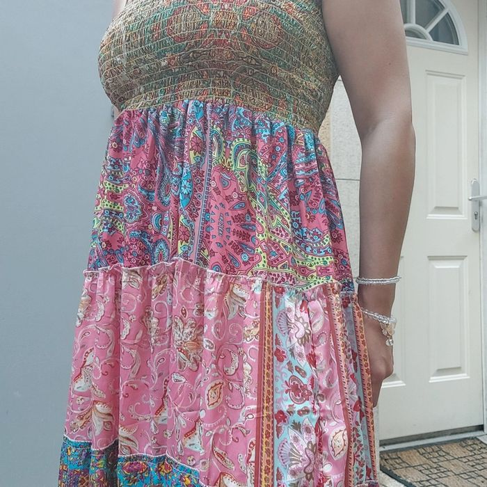 Magnifique robe 100% soie TU - photo numéro 3