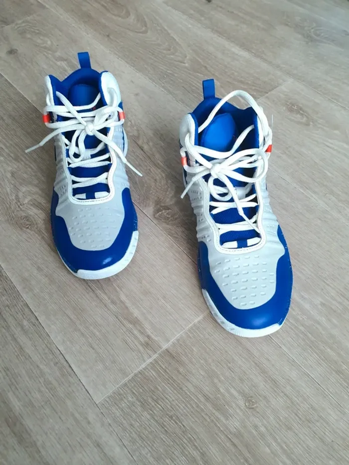 Chaussures de basket taille 38 - photo numéro 7
