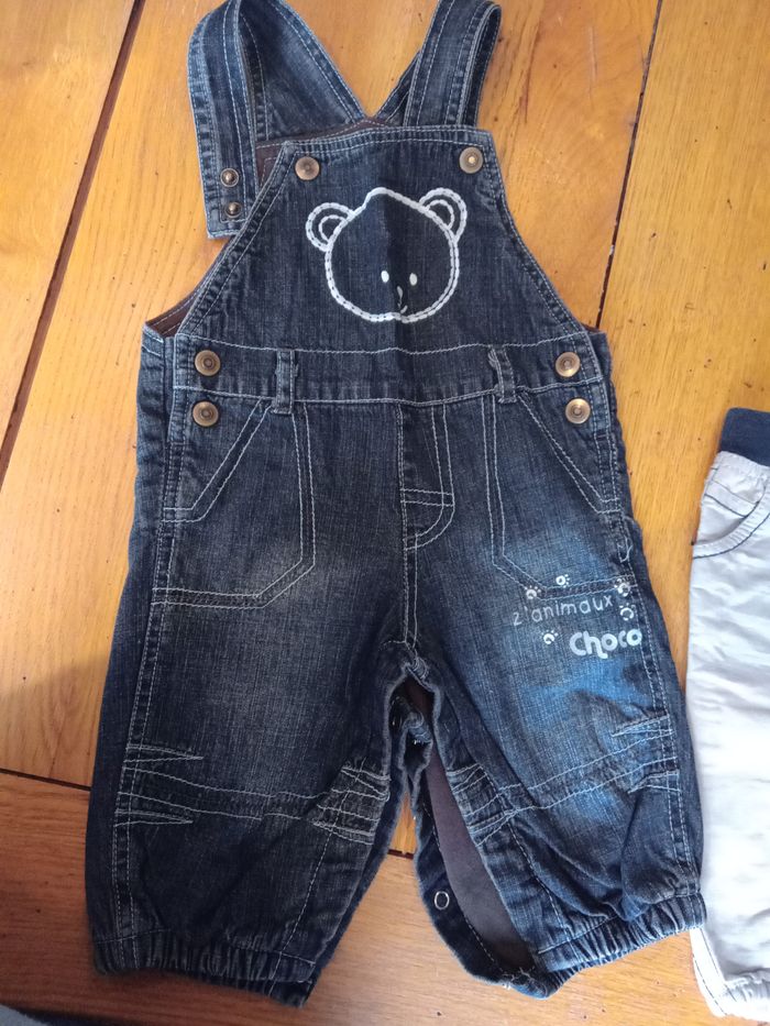 Lot de 2 pièces : salopette et pantalon taille 6 mois - photo numéro 2