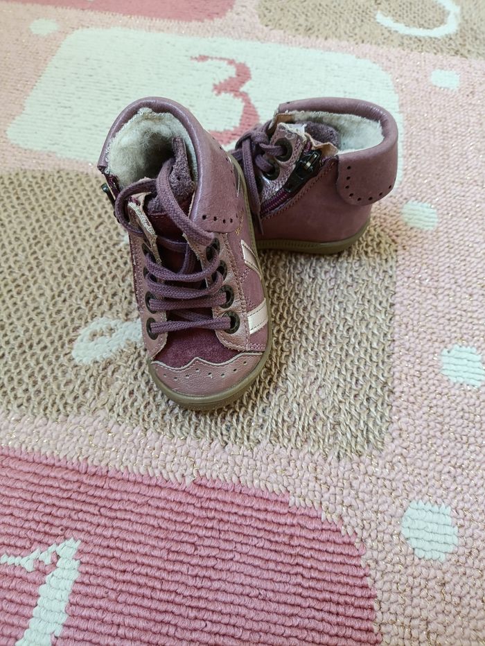 Chaussures neuves - photo numéro 2