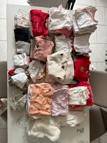 Lot vêtements bébé fille 6 mois