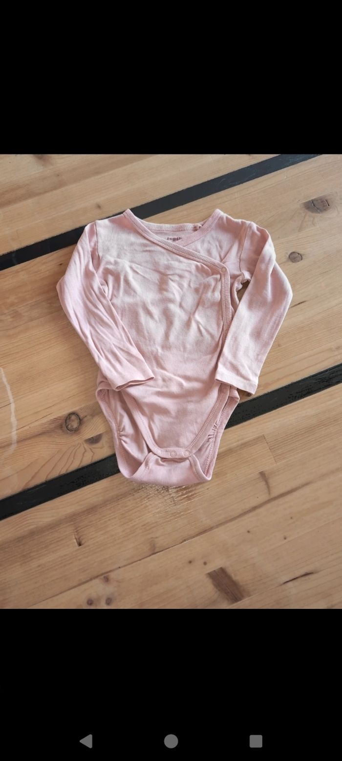 Lot de 2 bodies cache-cœur fille 6-12 mois - photo numéro 3