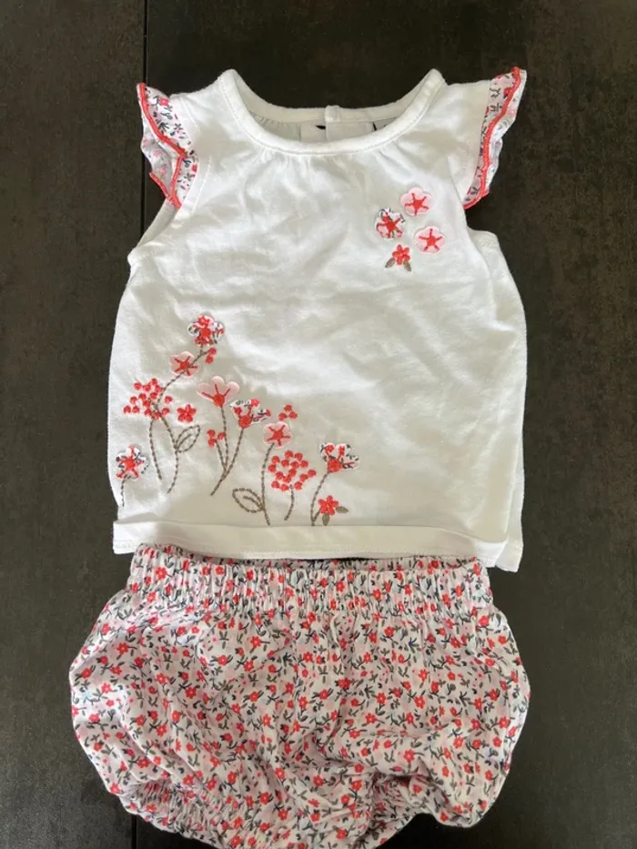 Ensemble tee-shirt culotte