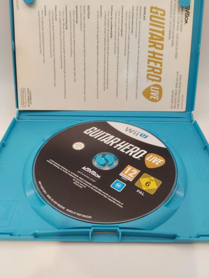 Guitar hero live - Wii U - photo numéro 4