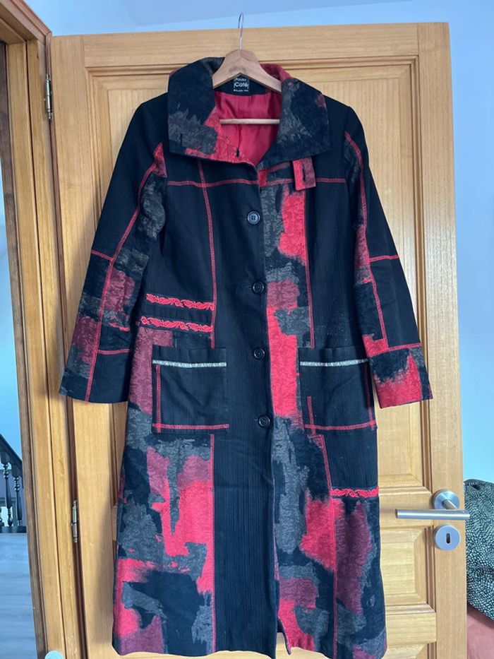 Long manteau mi-saison noir rouge 40 femme
