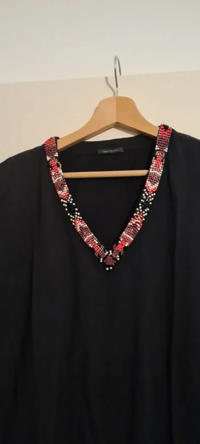 T-shirt IKKS col V détail perles - photo numéro 2