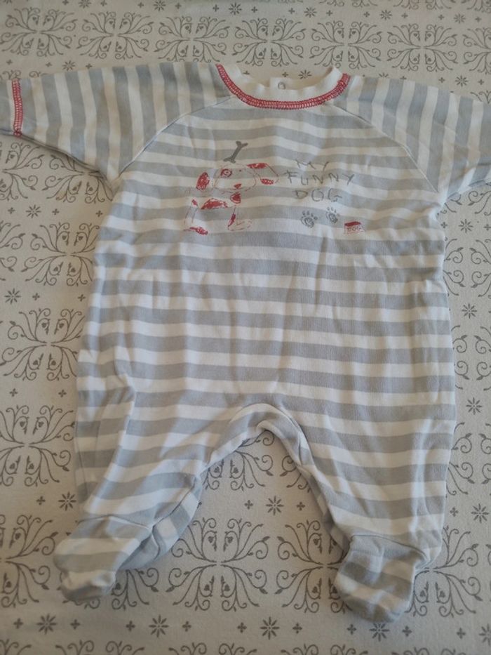 👶pyjamas 1 mois👶