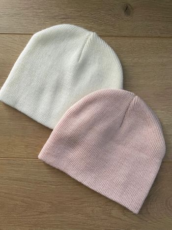 Bonnet neuf rose et écru 6 - 12 mois