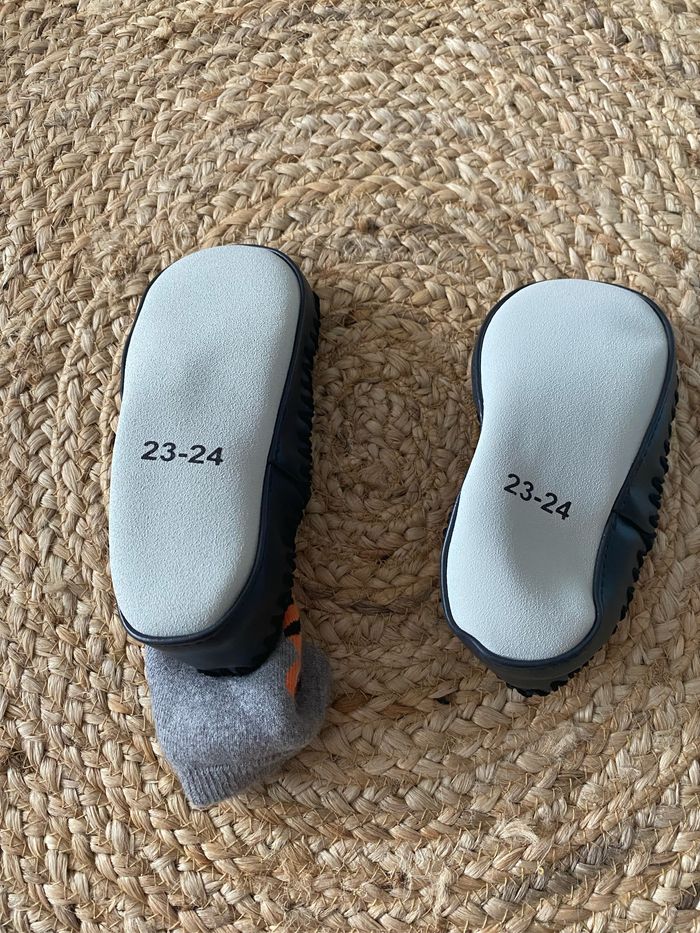 Chaussons 23-24 - photo numéro 2