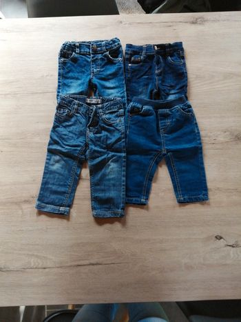 4 pantalons 12 mois