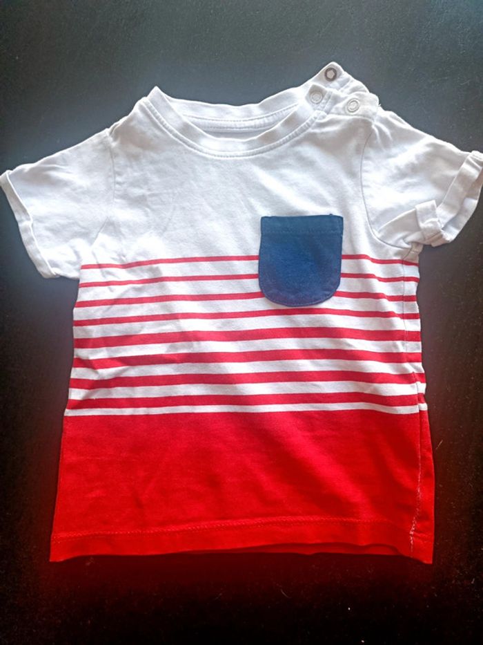 Lot t shirt 6 mois - photo numéro 16