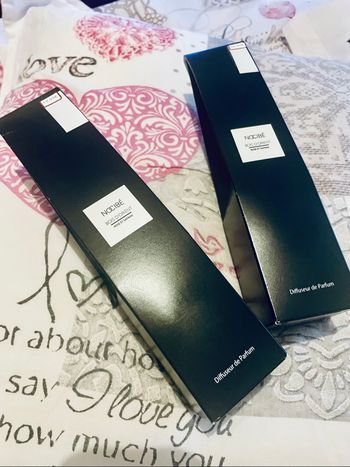 Lot de 2 diffuseurs  parfums senteurs avec bâtonnets maison nocibe