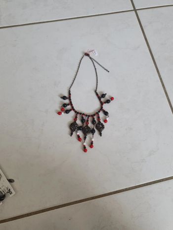 Collier femme neuf zz