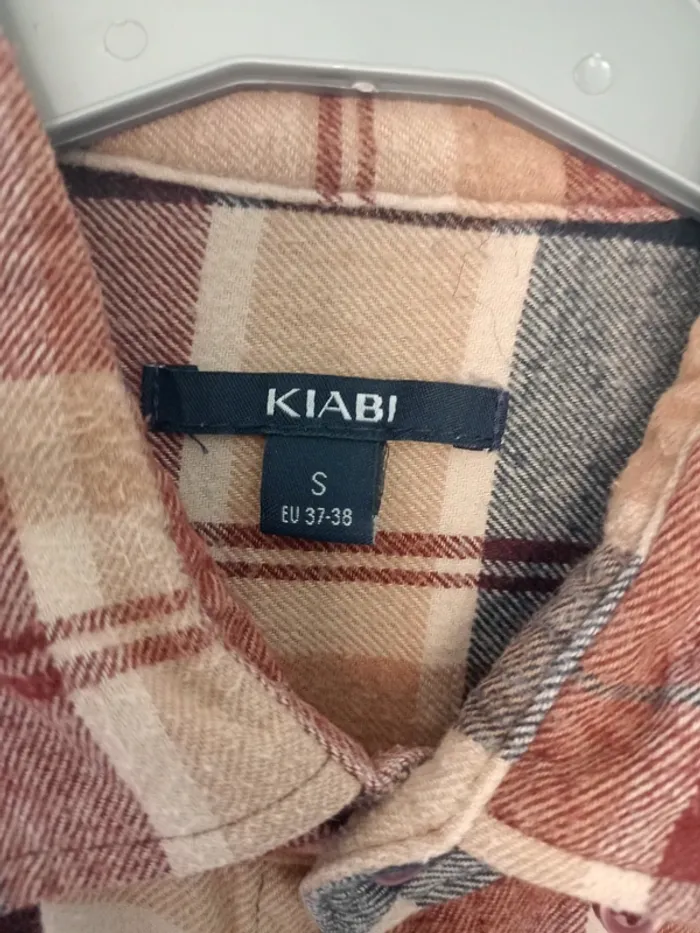 Chemise a carreaux épaisse Kiabi taille S - photo numéro 2