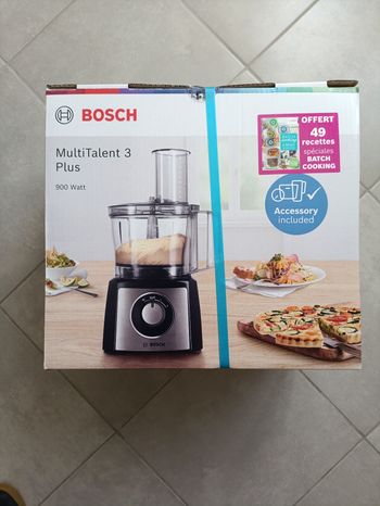 Robot Bosh  neuf + 49 recettes 