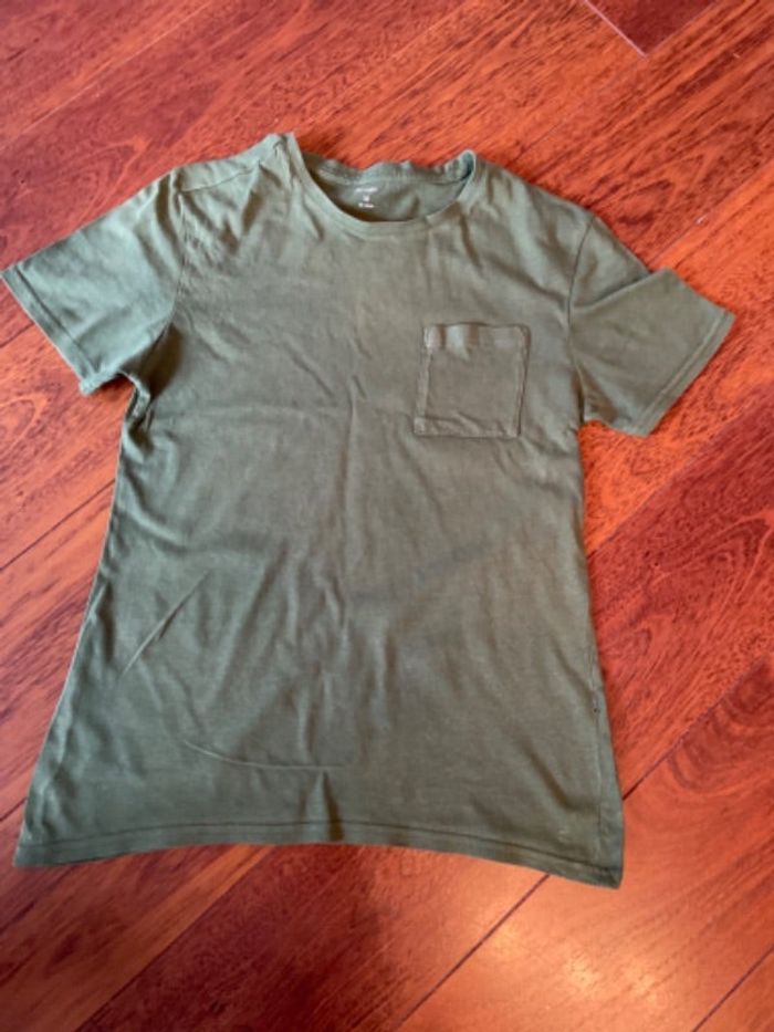 Tee shirt