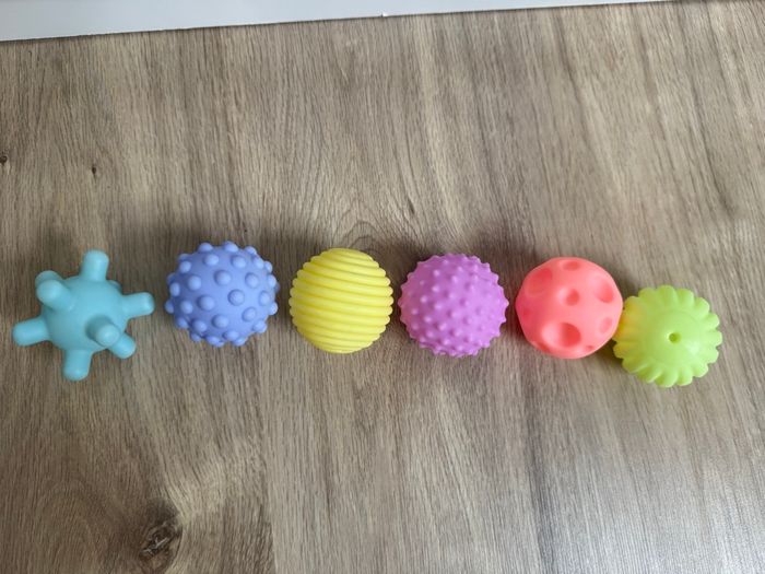 Lot balles éveils sensoriels - photo numéro 2