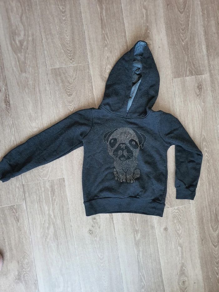 Sweat à strass taille 6 ans