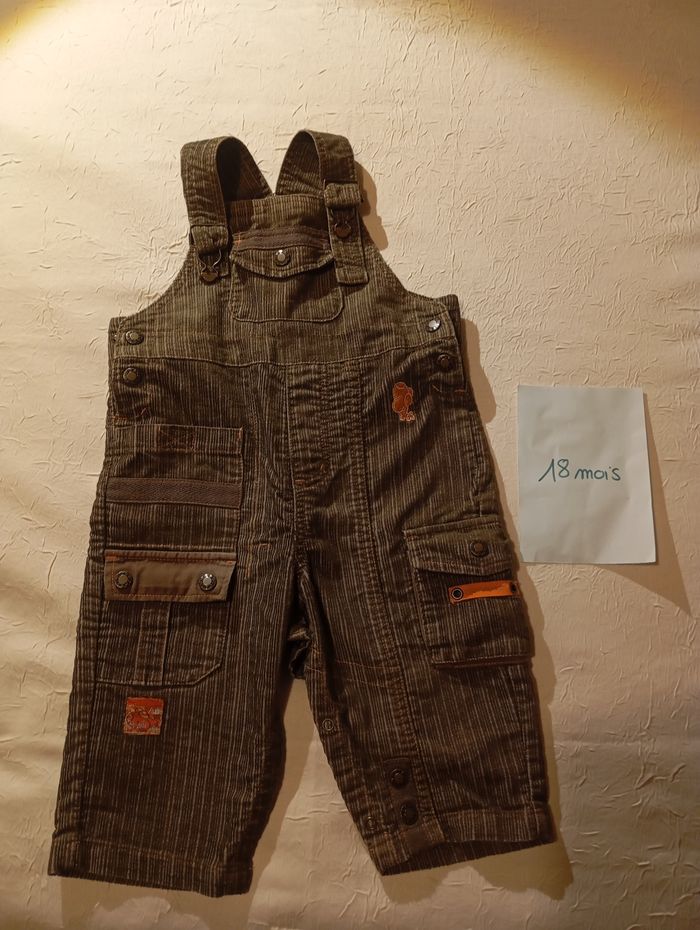 Salopette en velours 18 mois