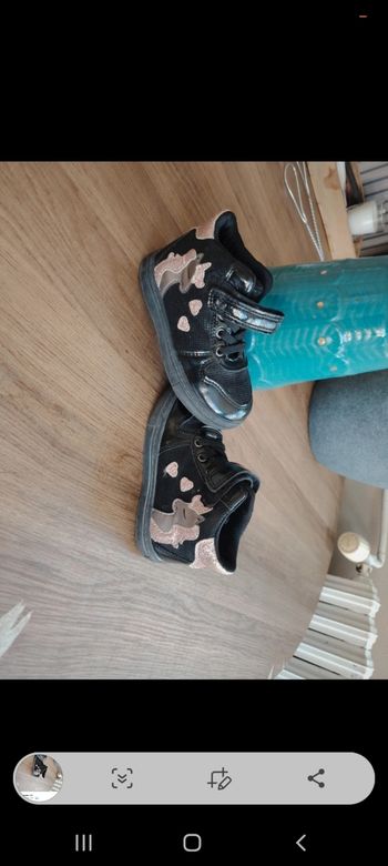 Chaussure licorne t 24