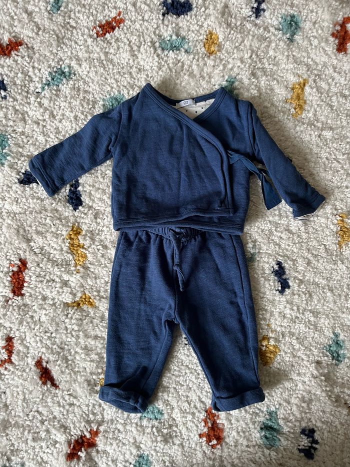 Tenue bébé 1 mois