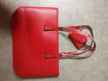 Grand sac rouge , gallantry avec porte monnaie - griffée 😱