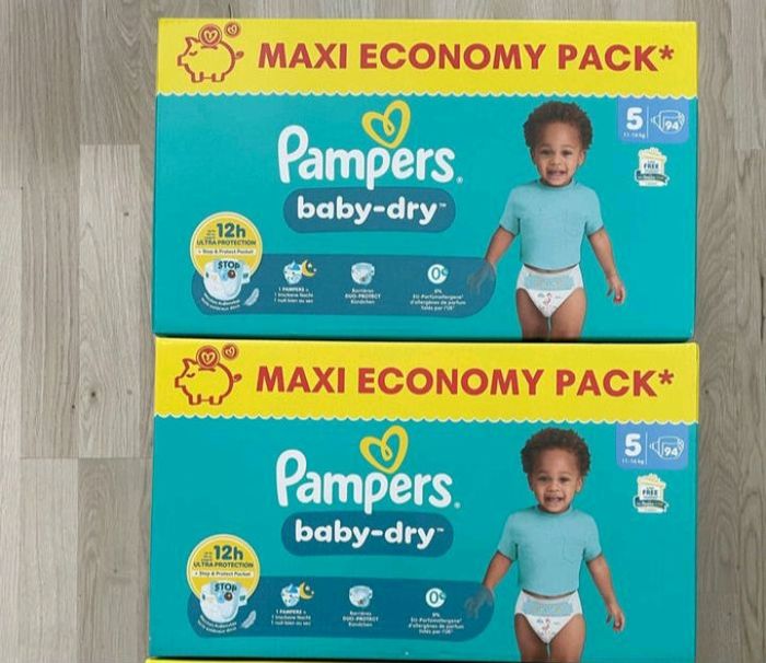 Lot 2 cartons Pampers taille 5