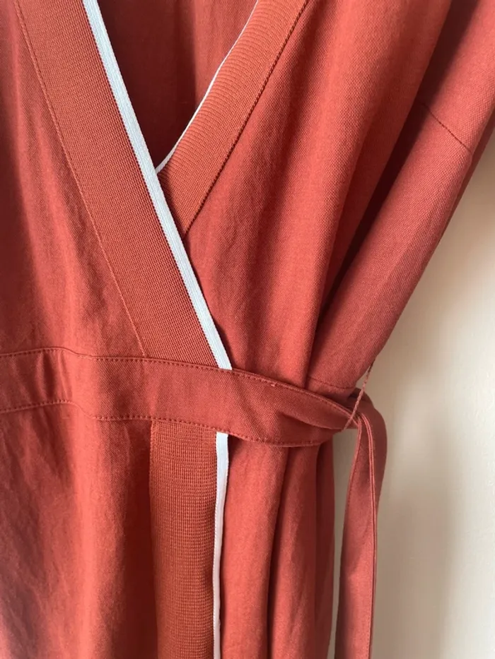 Robe cache coeur marron - photo numéro 4