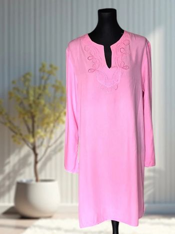 Tunique légère brodée rose fuschia – taille M