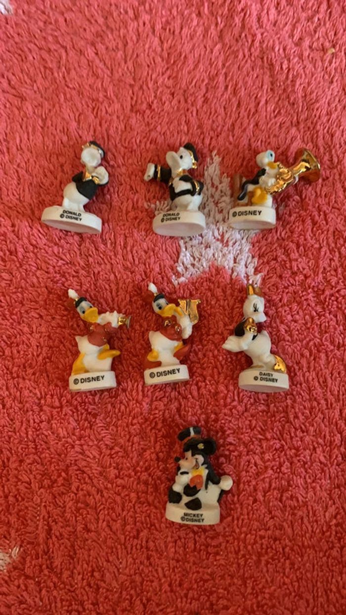 Lot 7 figurines Disney