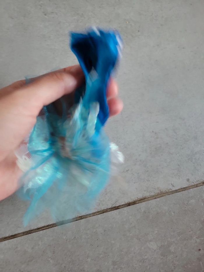 Lot vêtement pantalon et jupe bleu pour poupée - photo numéro 5