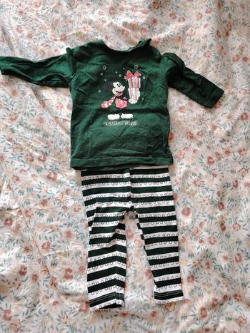 Ensemble de noël mickey taille 3 mois de couleur verte 