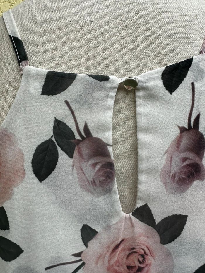 🤍 Top blanc cassé à motif roses 🌹 - photo numéro 6