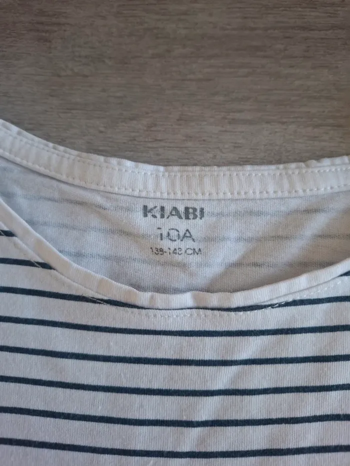 T-shirt taille 10 ans - photo numéro 2