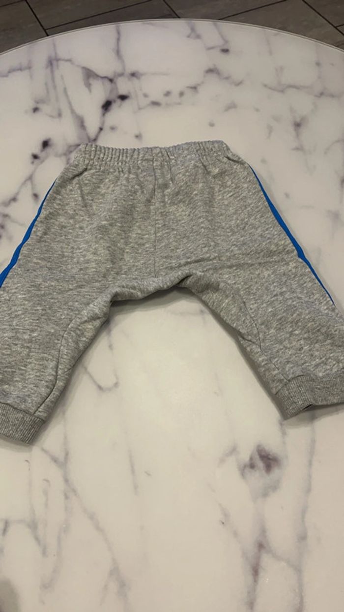 Ensemble Adidas gris et bleu - photo numéro 10