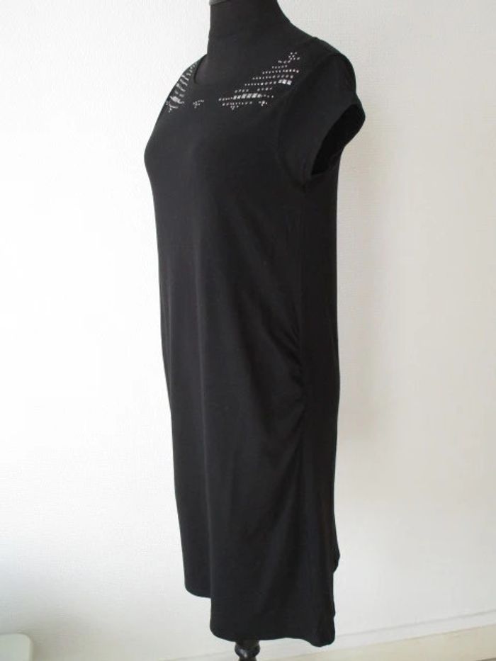 Robe noire Cocoon 38/40 TBE - photo numéro 5