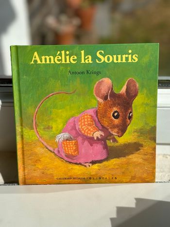 Livre Amélie la souris