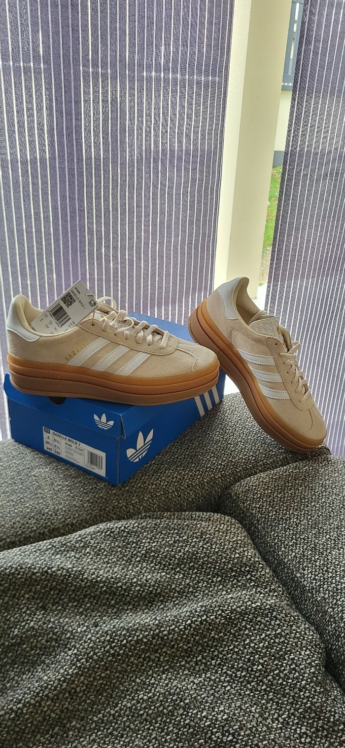 Adidas Gazelle Bold J - Taille 38 ⅔ - photo numéro 2