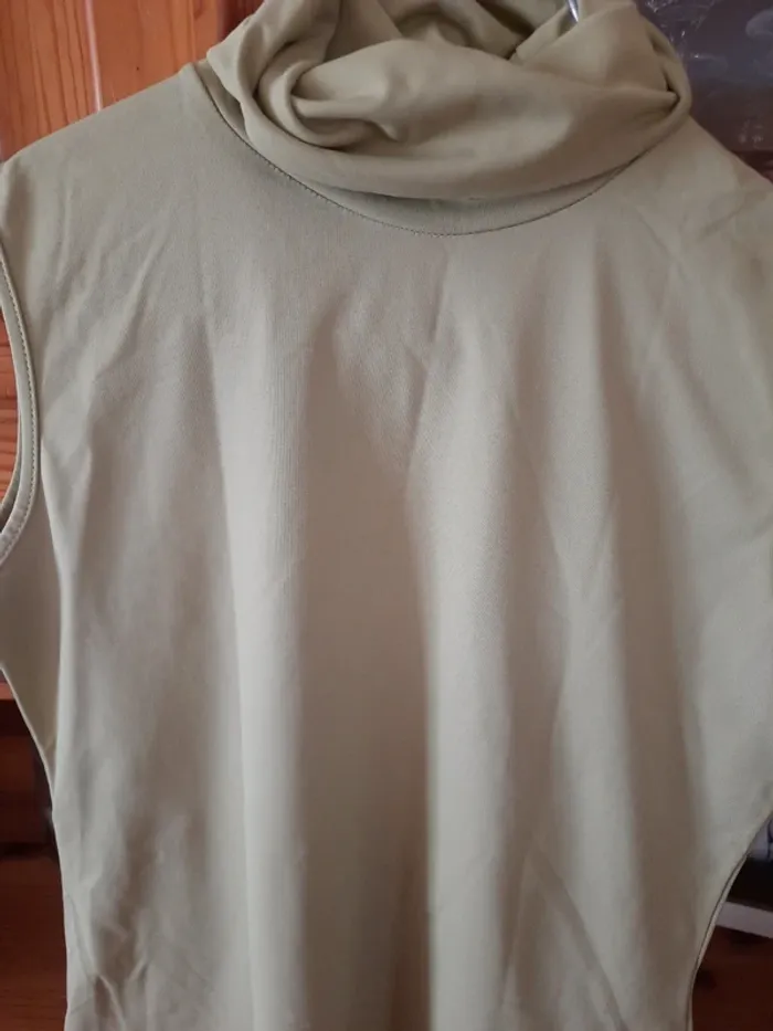 Haut la city taille 2. Tbe