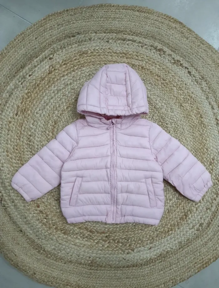 Manteau doudoune rose 9 mois