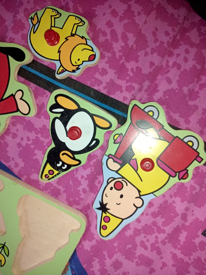 Puzzle en bois de bumba et ses amies - photo numéro 7
