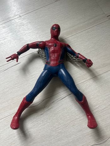 Figurine spider man