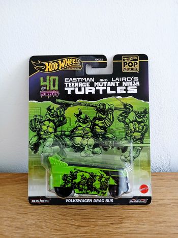 Hot Wheels Premium Pop Culture Eatman and Laird s Teenage Mutant Ninja Turtles Wolkswagen Drag Bus