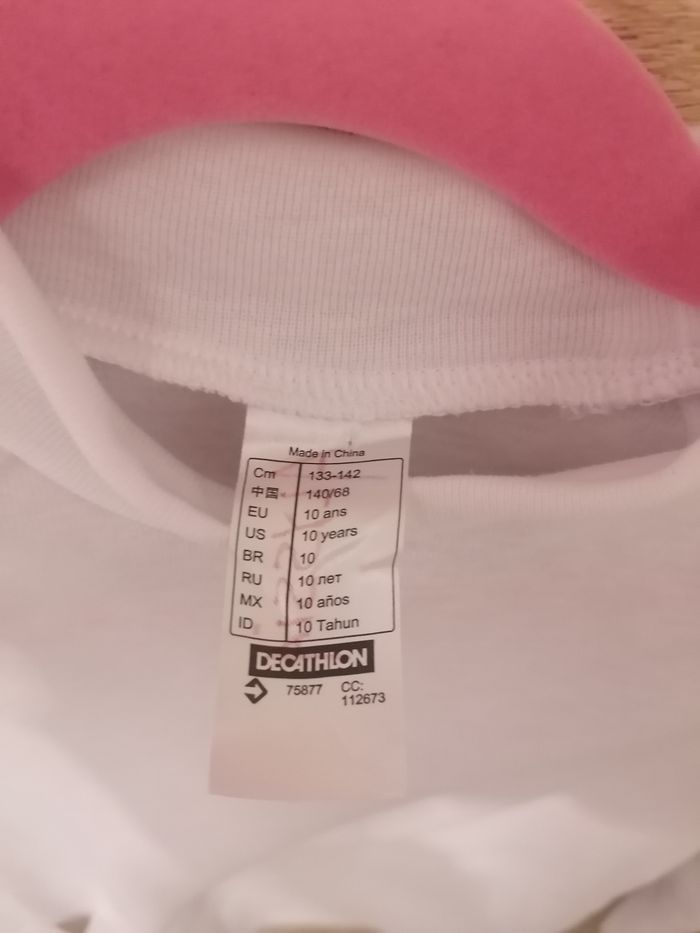 Tee-shirt thermique neuf 10ans decathlon - photo numéro 4