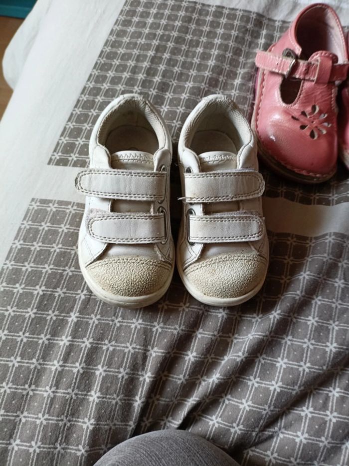 Chaussures taille 21 - photo numéro 2