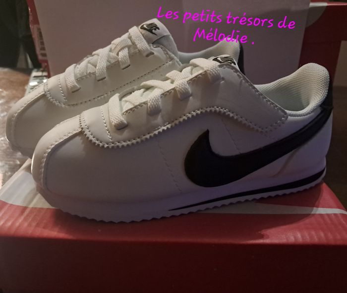 Cortez Easyon (Nike)