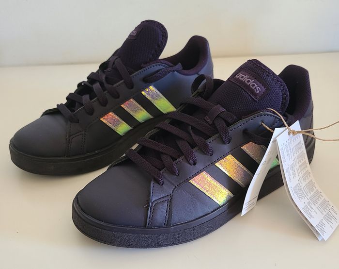 Basket Adidas neuve
