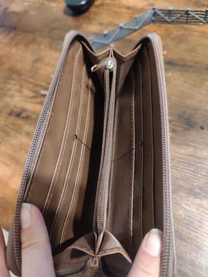 Portefeuille/ pochette - photo numéro 3